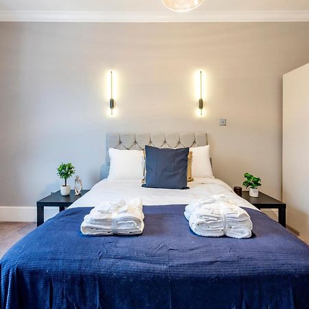 Large 1 Bedroom In Center Of London 3 Eksteriør billede