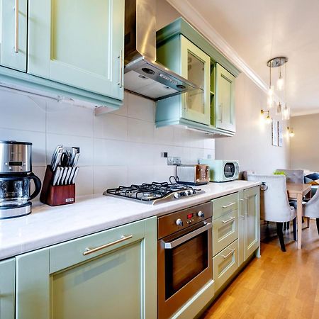 Large 1 Bedroom In Center Of London 3 Eksteriør billede