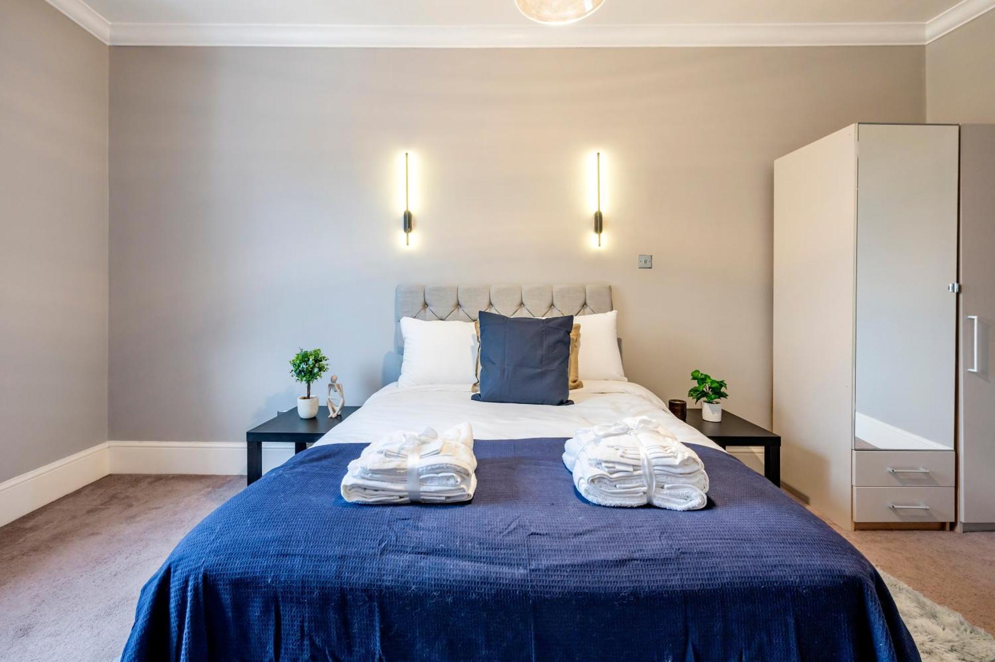 Large 1 Bedroom In Center Of London 3 Eksteriør billede