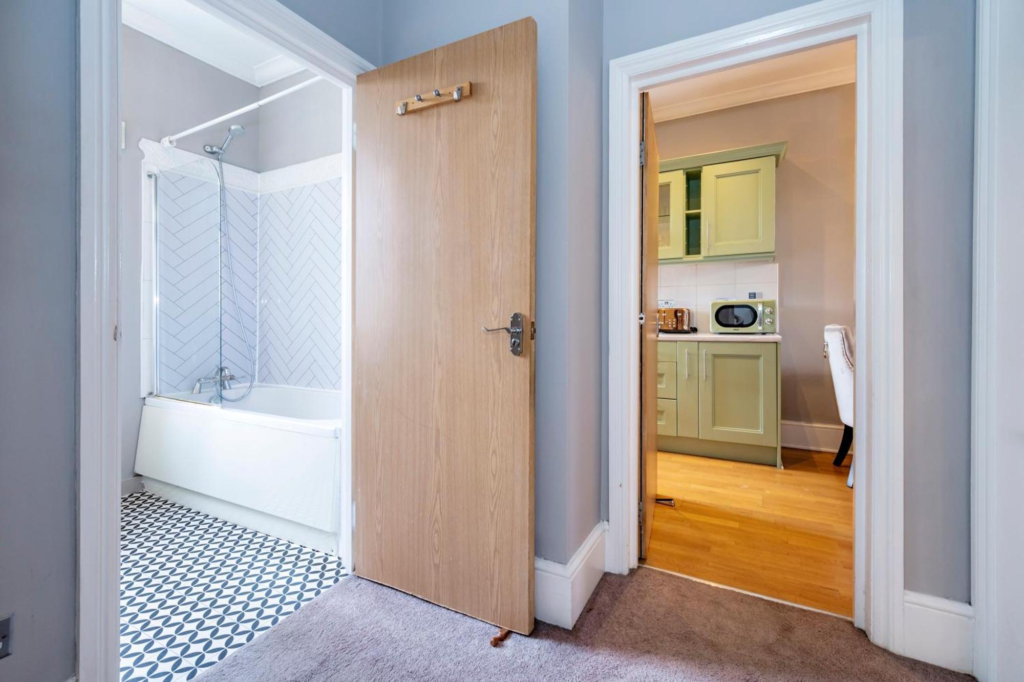 Large 1 Bedroom In Center Of London 3 Eksteriør billede
